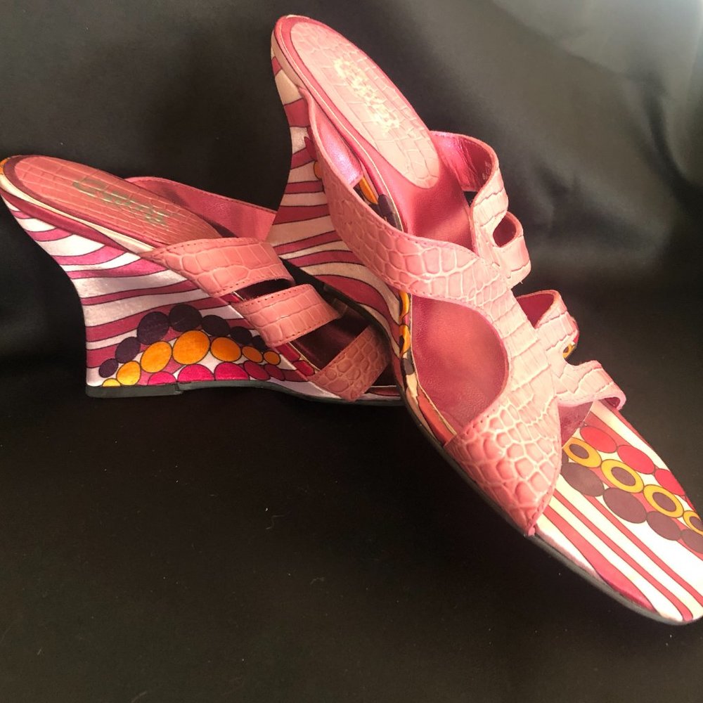 Vintage Carlos by Carlos Santana Pink Croc-Embossed Leather Sandals | New | 9.5